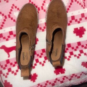 NWOT Sonoma Women's Brown Ankle Boots